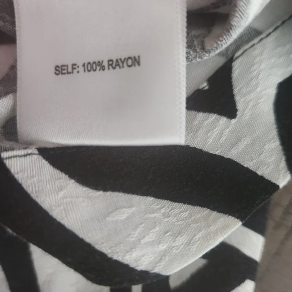 XL Zebra Print Jane + Delancey Button Blouse - Picture 5 of 8